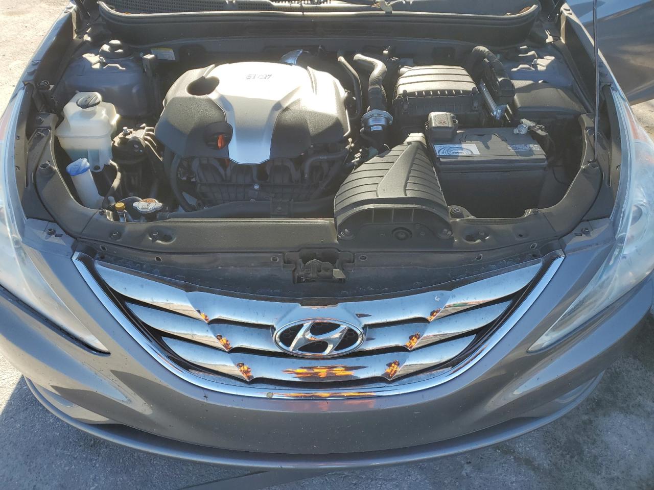 2013 Hyundai Sonata - Image 13
