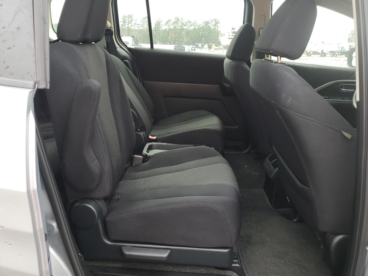 2012 Mazda 5 - Image 11