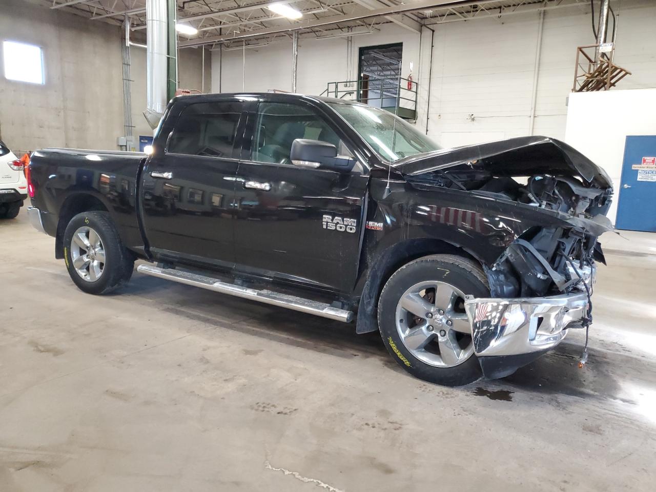2014 RAM 1500 - Image 4