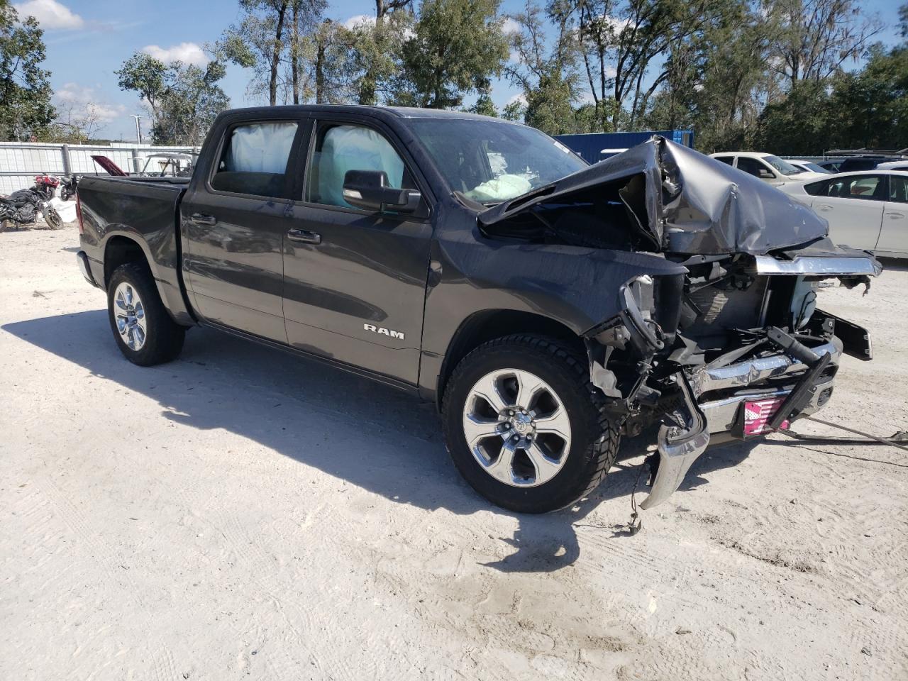 2021 RAM 1500 - Image 4
