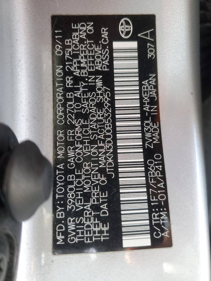 2011 Toyota Prius - Image 12