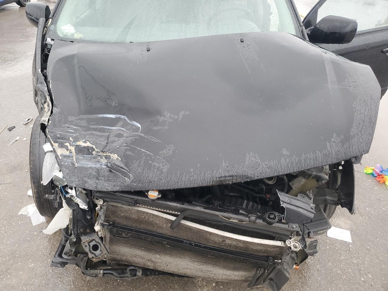 2010 Kia Sedona - Image 12