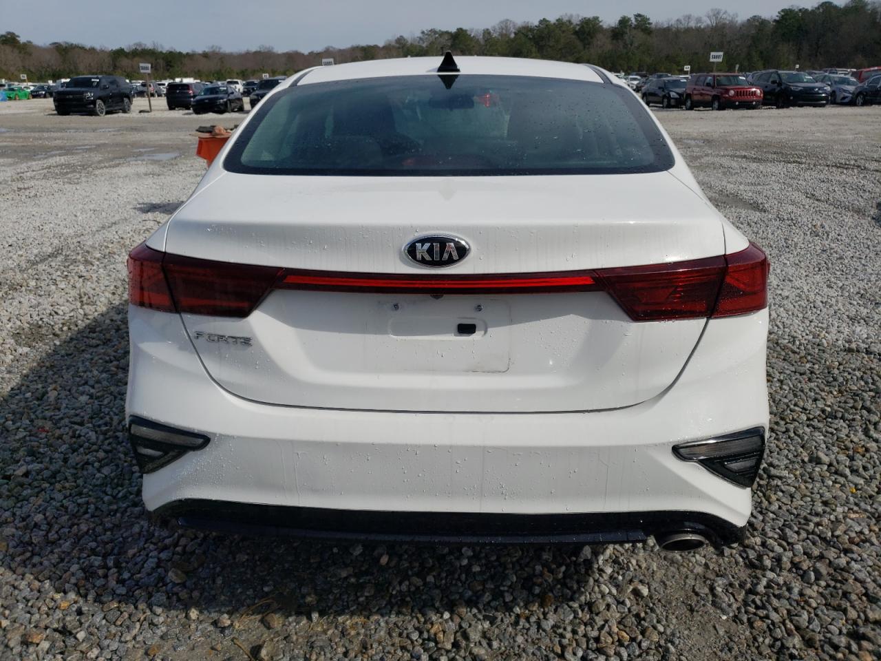 2021 Kia Forte - Image 6