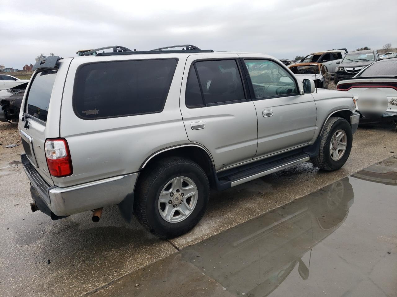 2002 Toyota 4Runner - Image 3