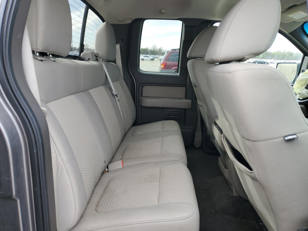2010 Ford F-150 - Image 10