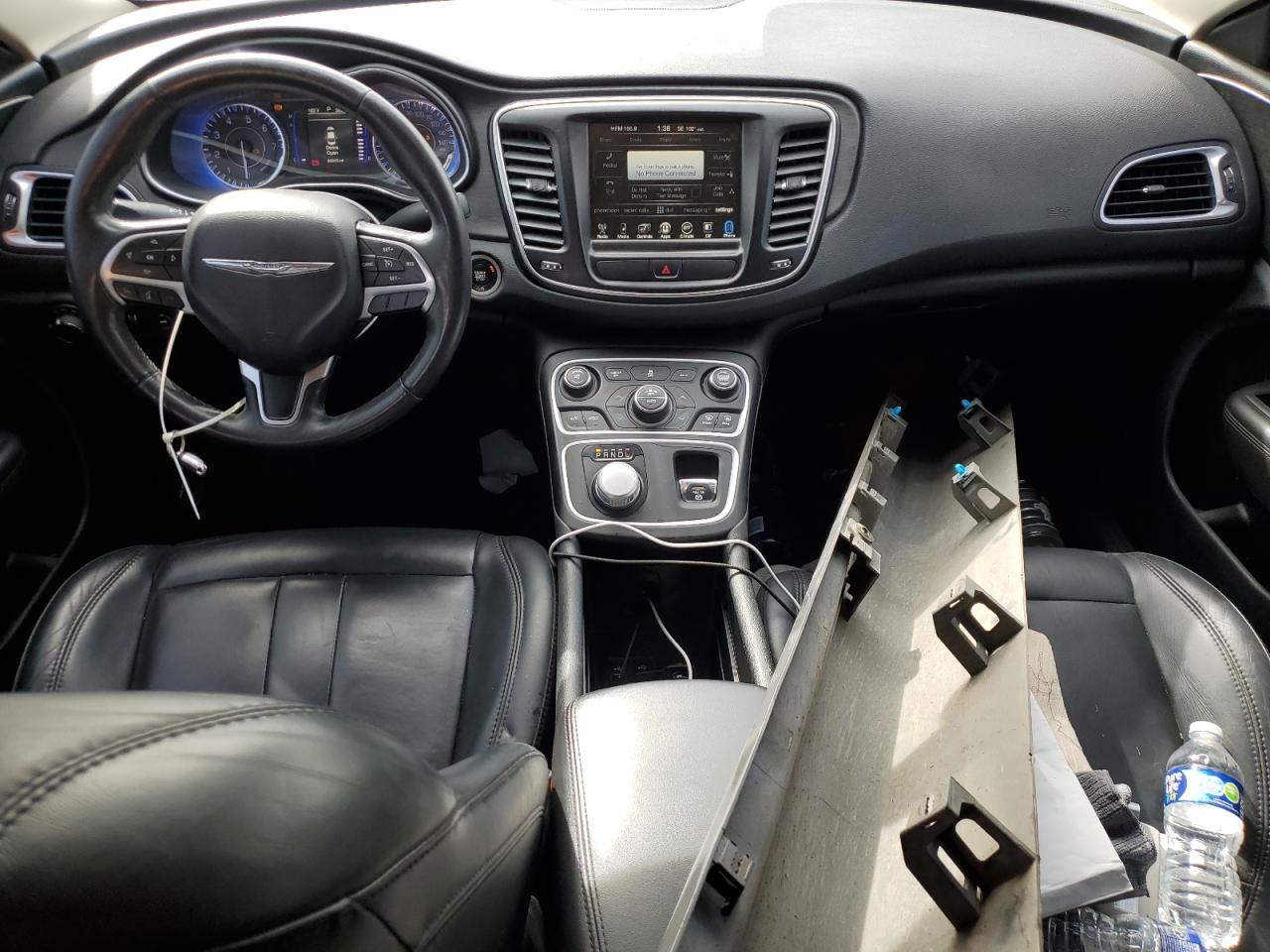 2017 Chrysler 200 - Image 8