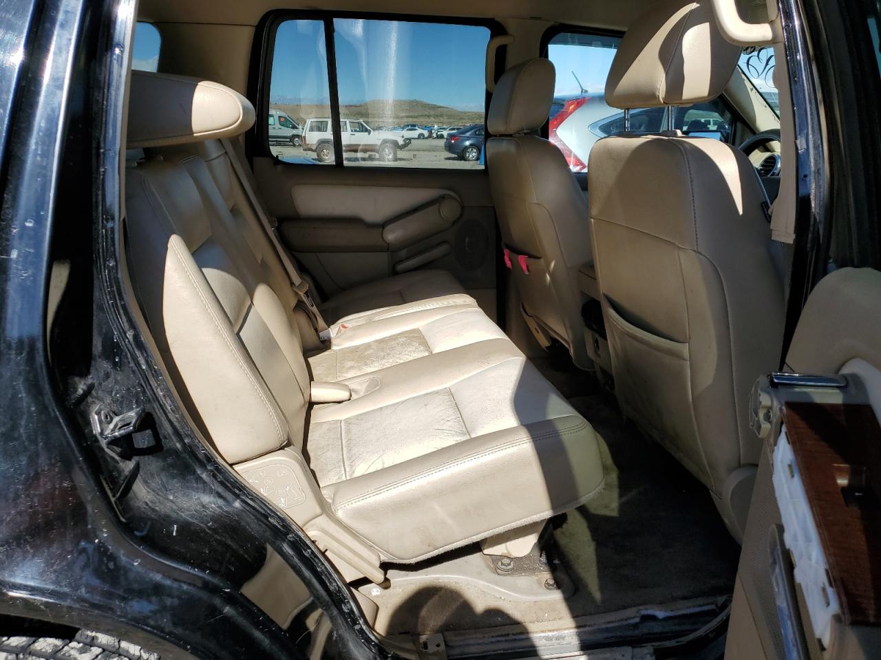 2007 Ford Explorer - Image 11