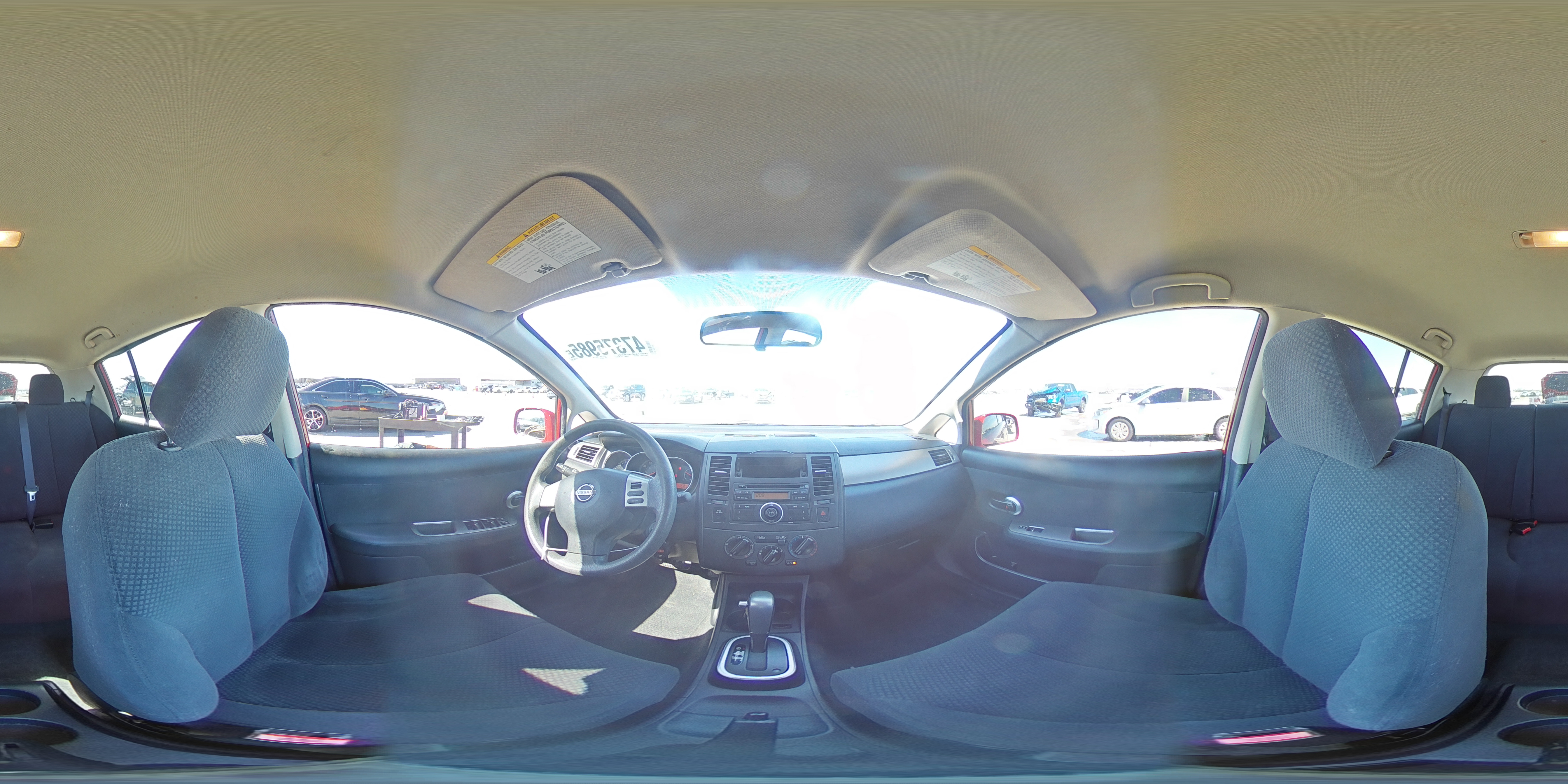 2012 Nissan Versa - Image 15