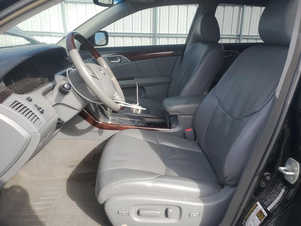 2008 Toyota Avalon - Image 7