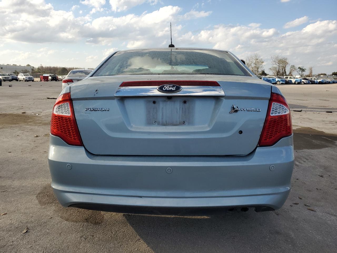 2010 Ford Fusion - Image 6
