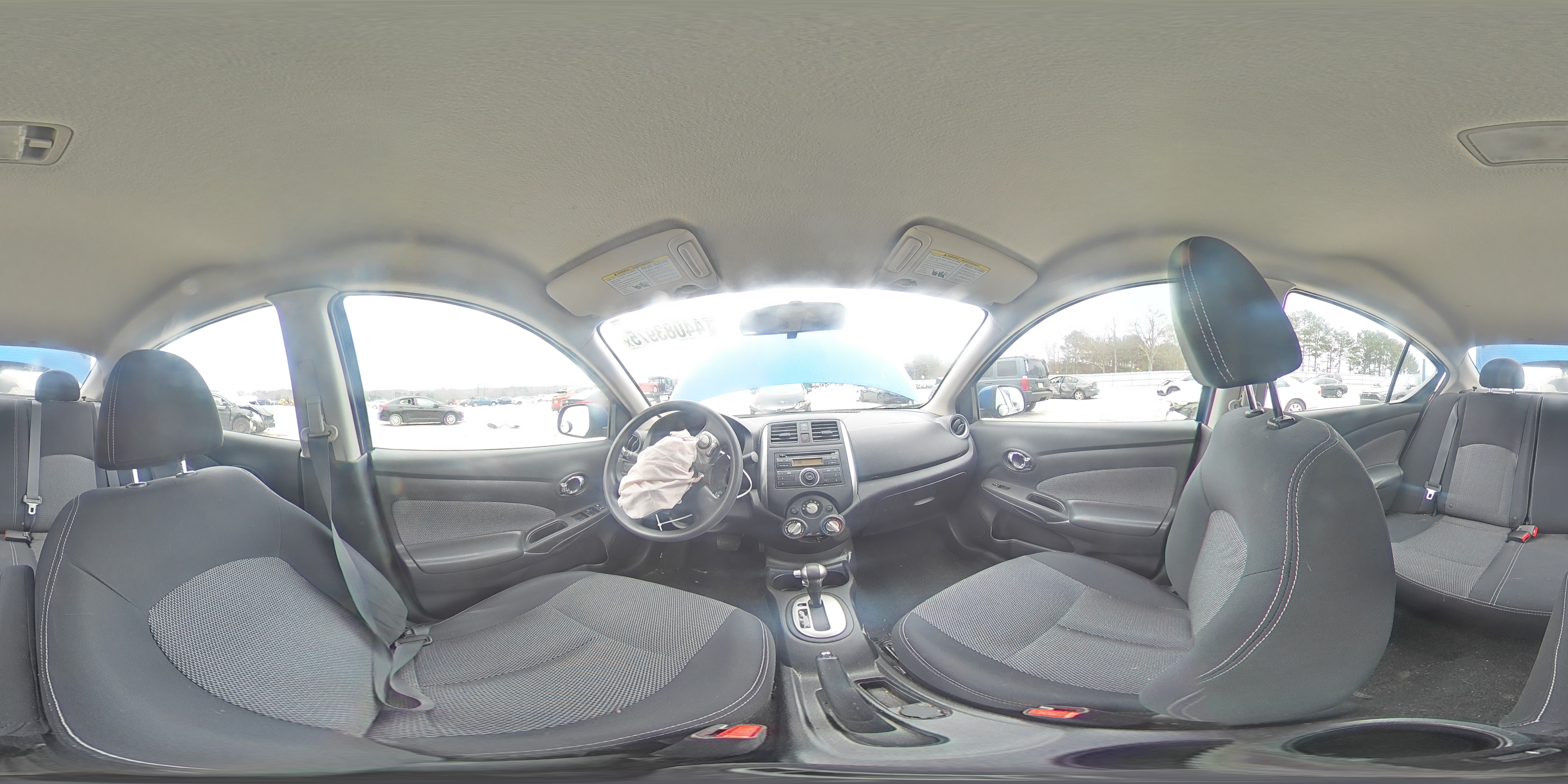 2014 Nissan Versa - Image 13