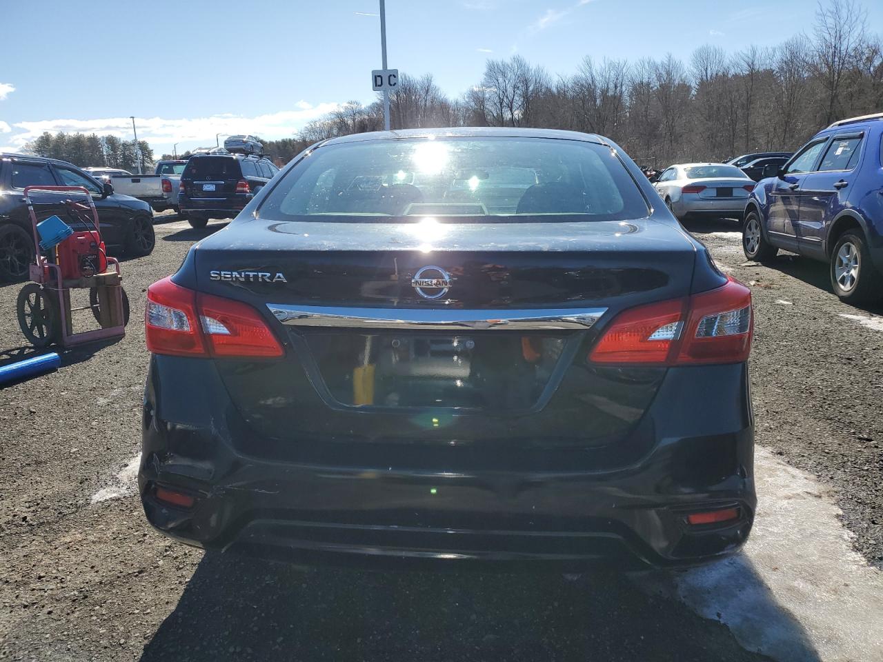 2019 Nissan Sentra - Image 6