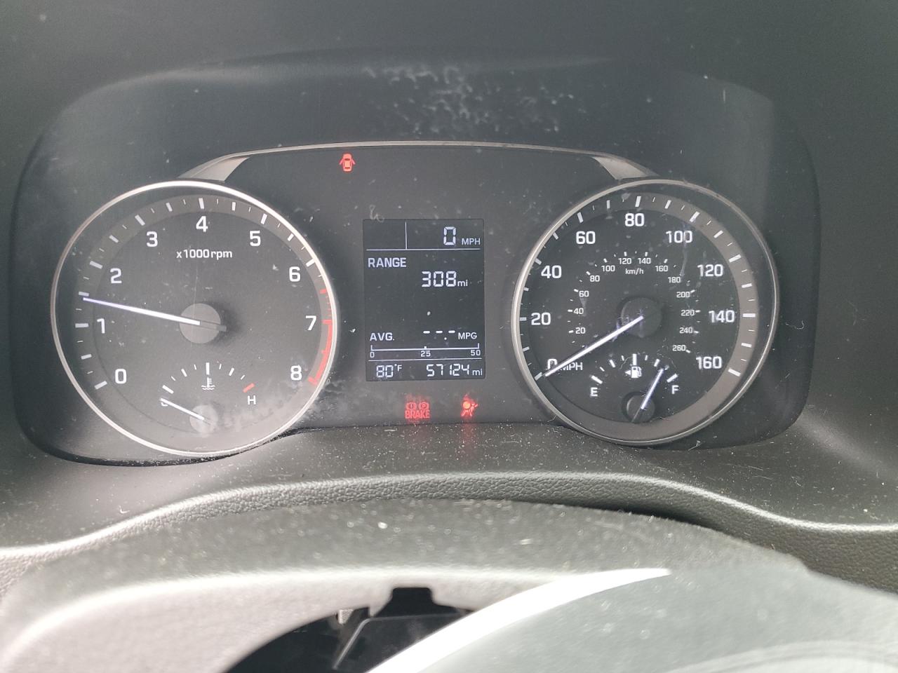 2018 Hyundai Elantra - Image 9