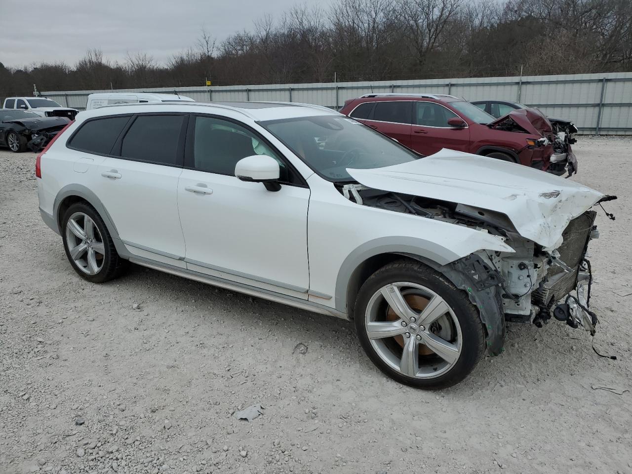 2018 Volvo V90 - Image 4