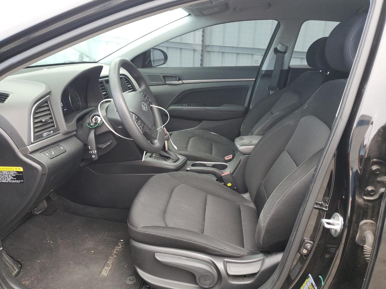 2018 Hyundai Elantra - Image 7