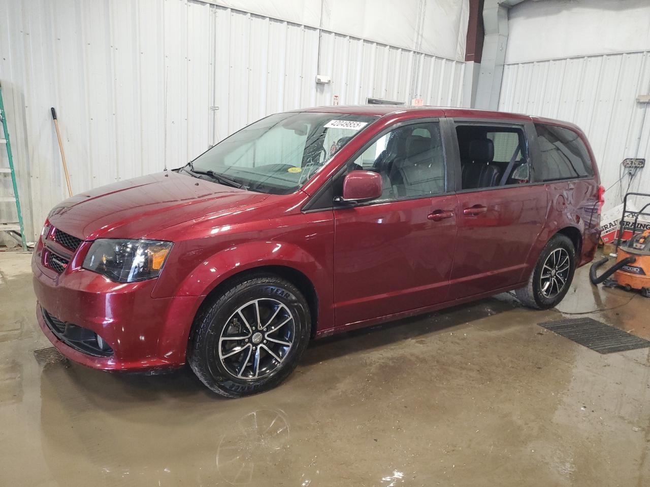 2019 Dodge Caravan - Image 1