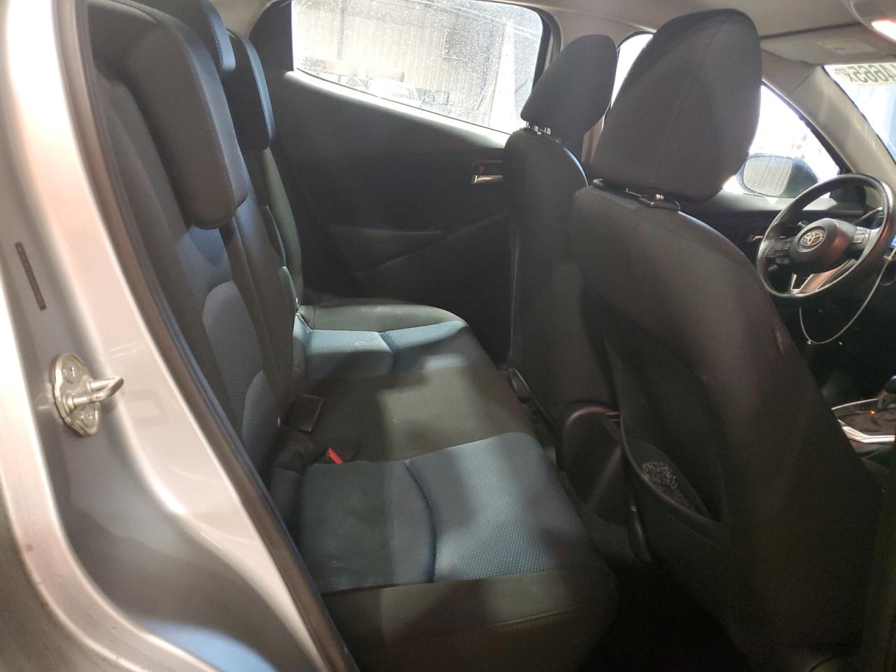 2018 Toyota Yaris - Image 10