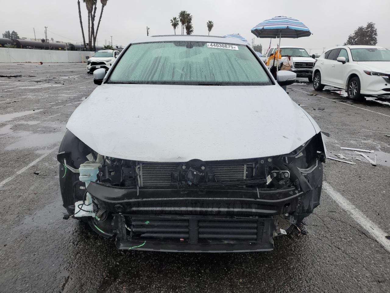 2017 Volkswagen Jetta - Image 5