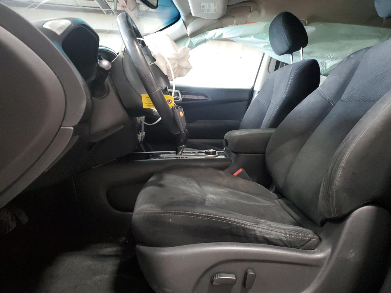 2015 Nissan Pathfinder - Image 7