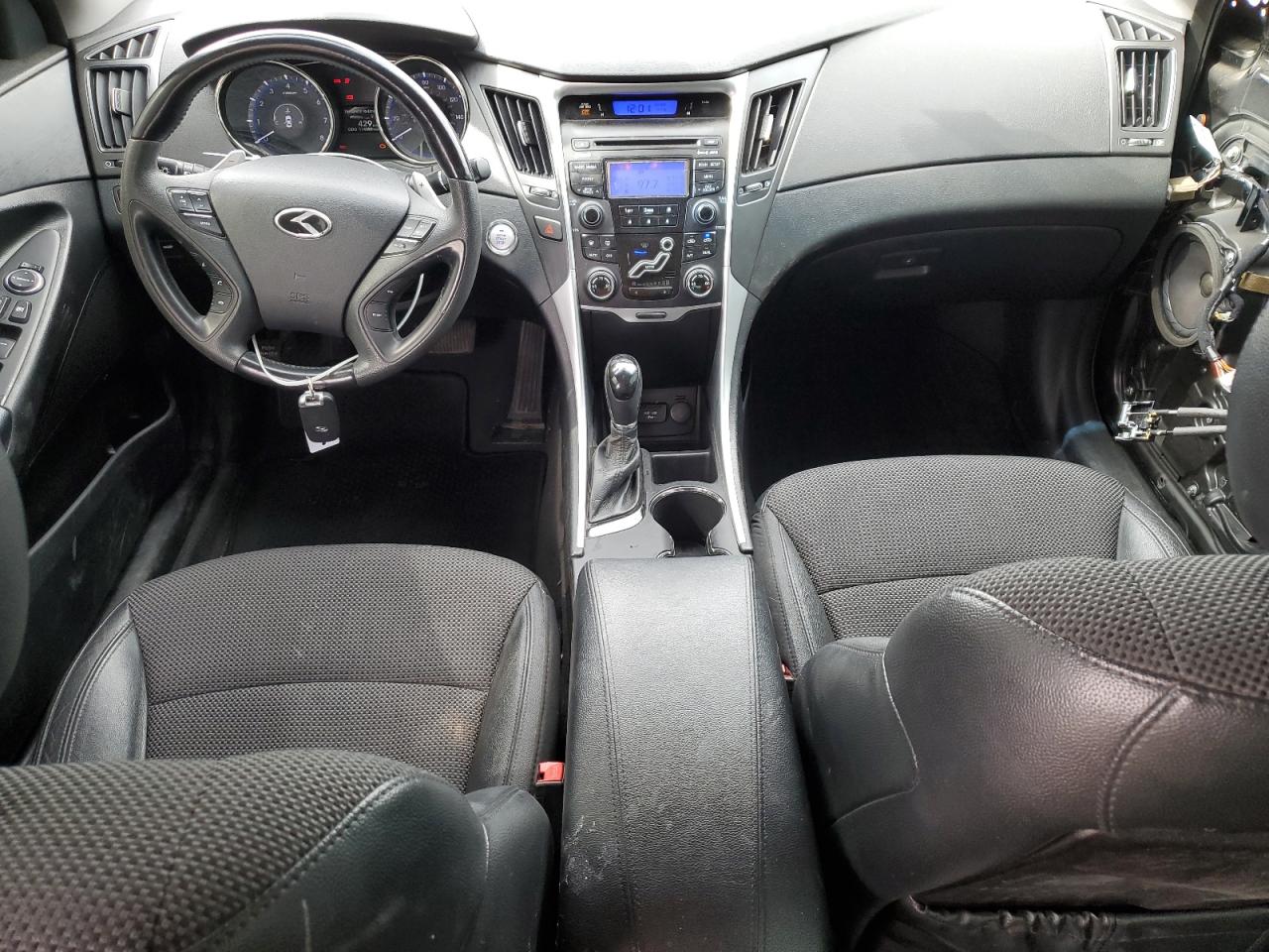 2013 Hyundai Sonata - Image 8