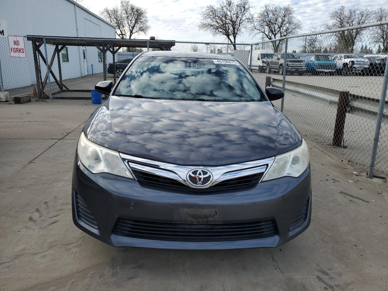 2012 Toyota Camry - Image 5