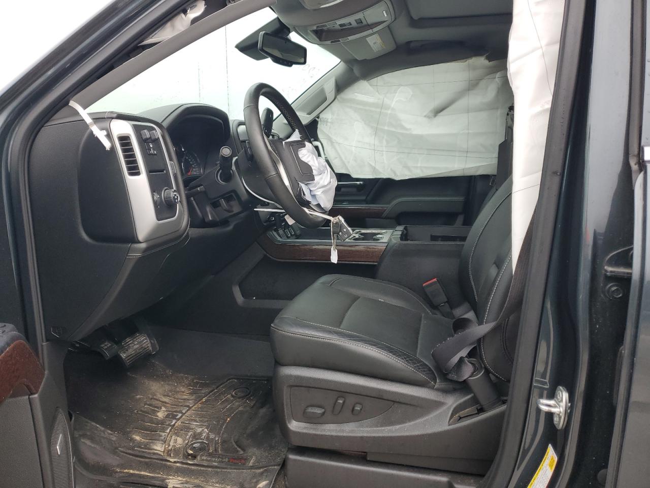 2017 GMC Sierra - Image 7