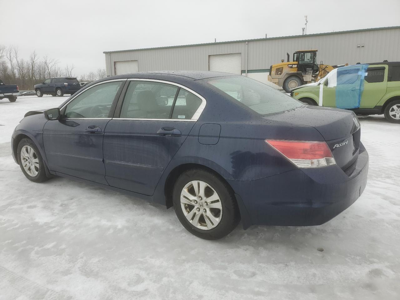 2009 Honda Accord - Image 2