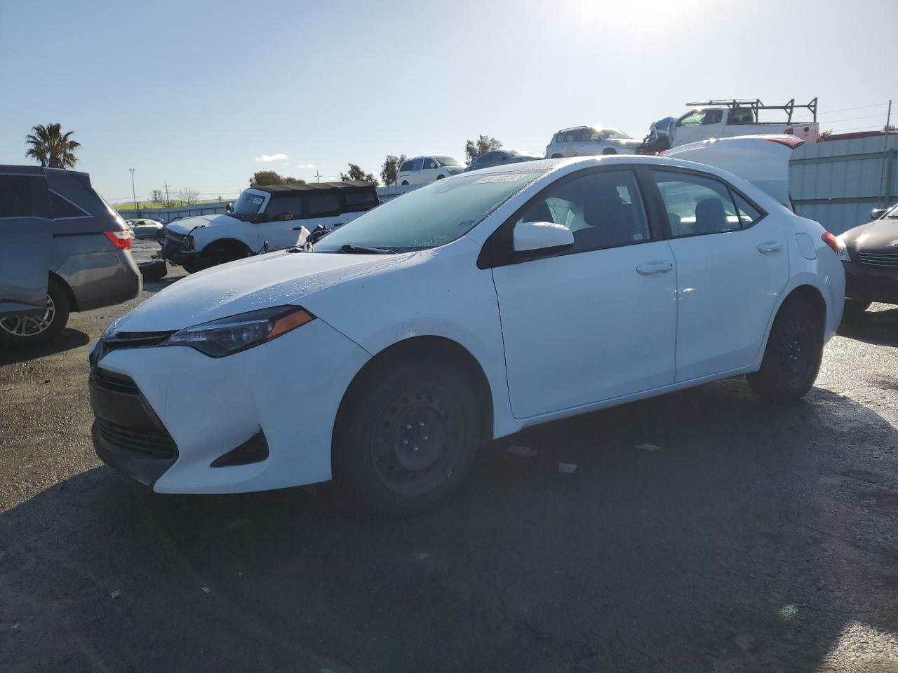 5YFBURHE5KP883099 TOYOTA COROLLA 2019