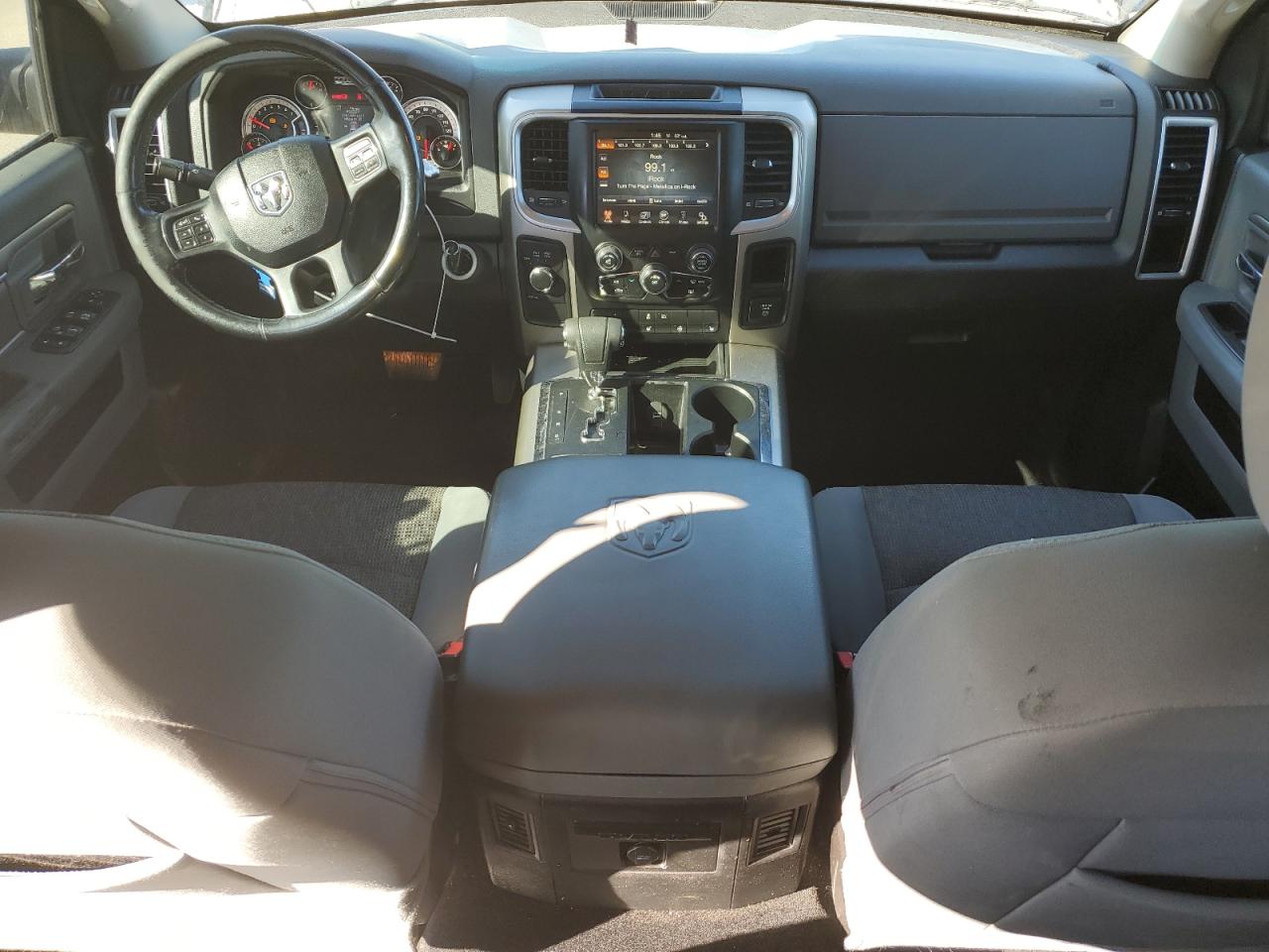 2013 RAM 1500 - Image 8