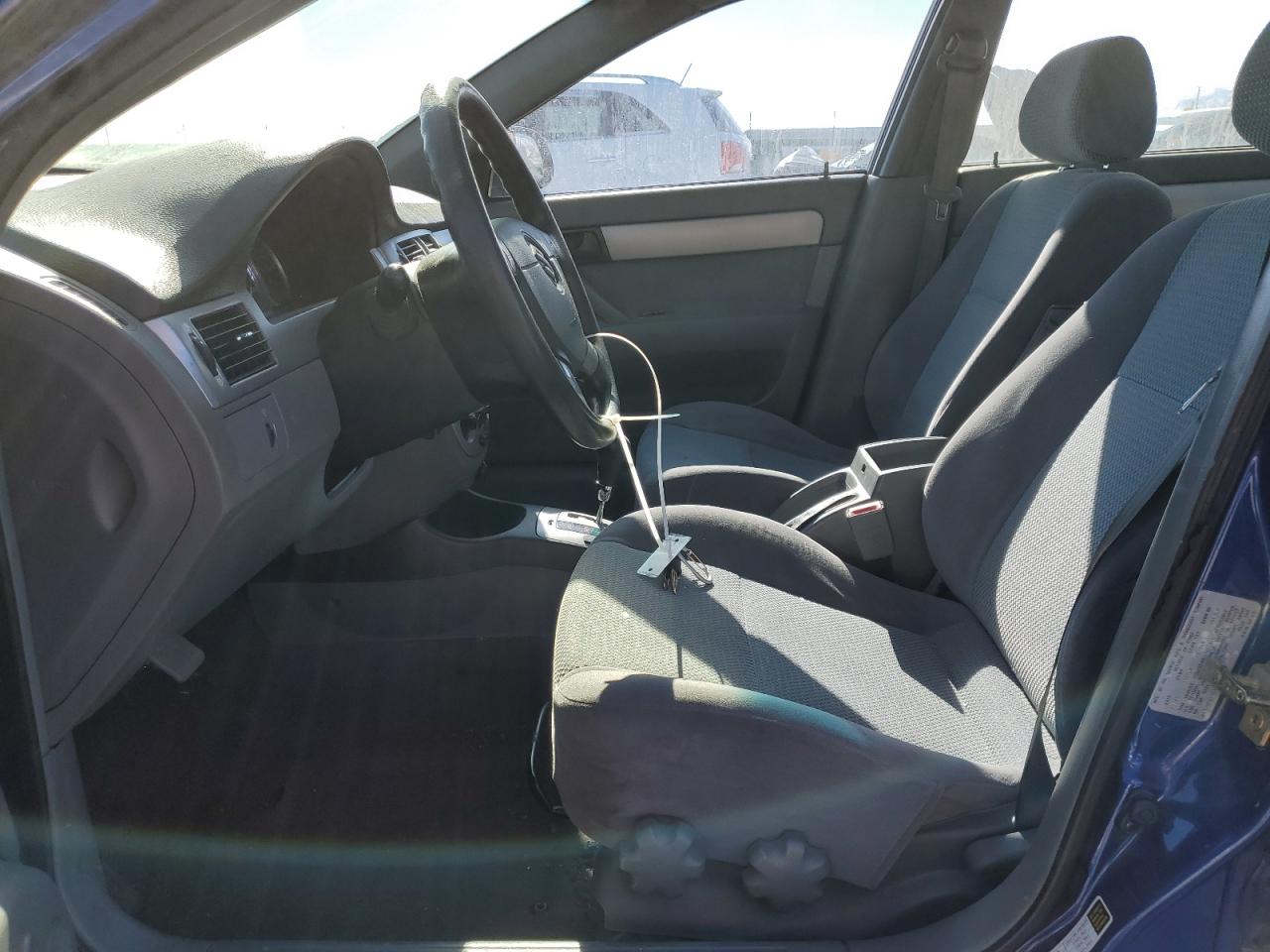 2006 Suzuki Forenza - Image 7
