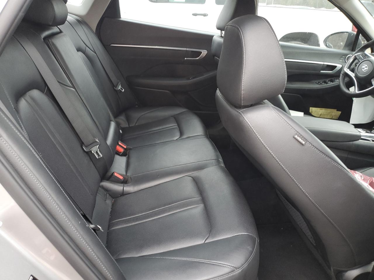 2021 Hyundai Sonata - Image 11