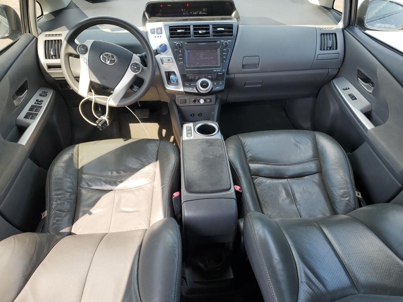 2012 Toyota Prius - Image 8