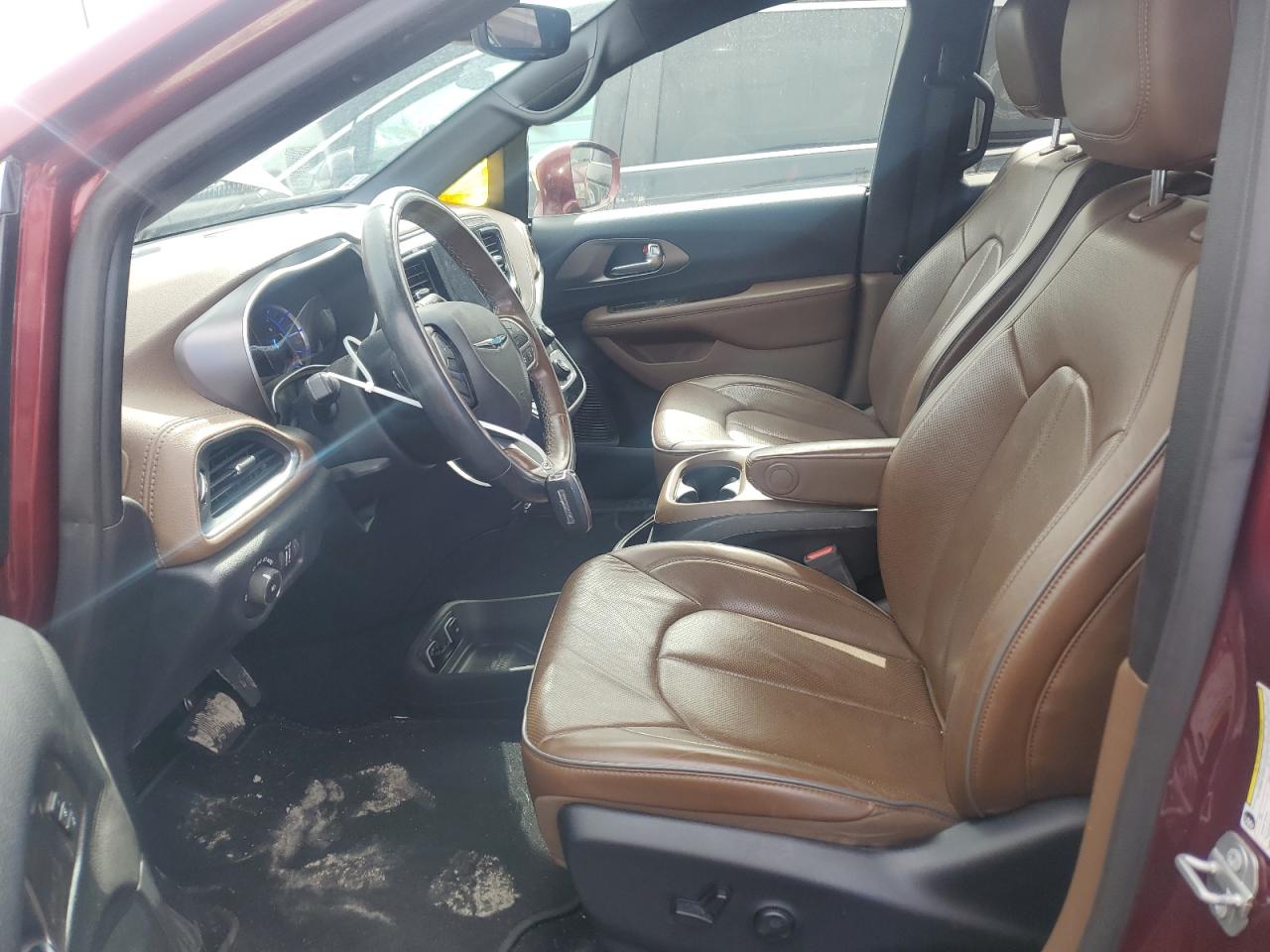 2020 Chrysler Pacifica - Image 7