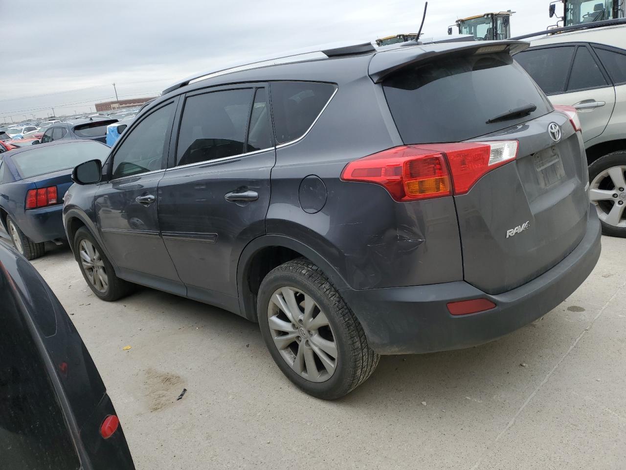 2015 Toyota RAV 4 - Image 2