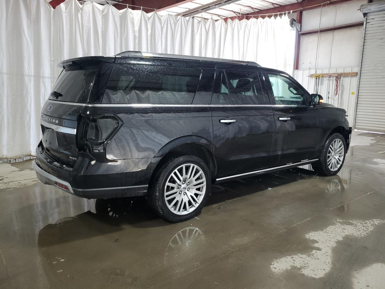 2023 Ford Expedition - Image 3