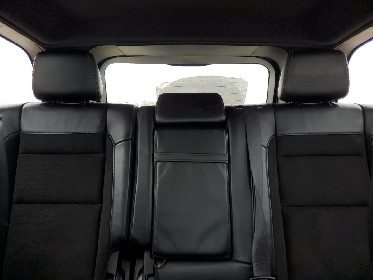 2020 Jeep Grand Cherokee - Image 10