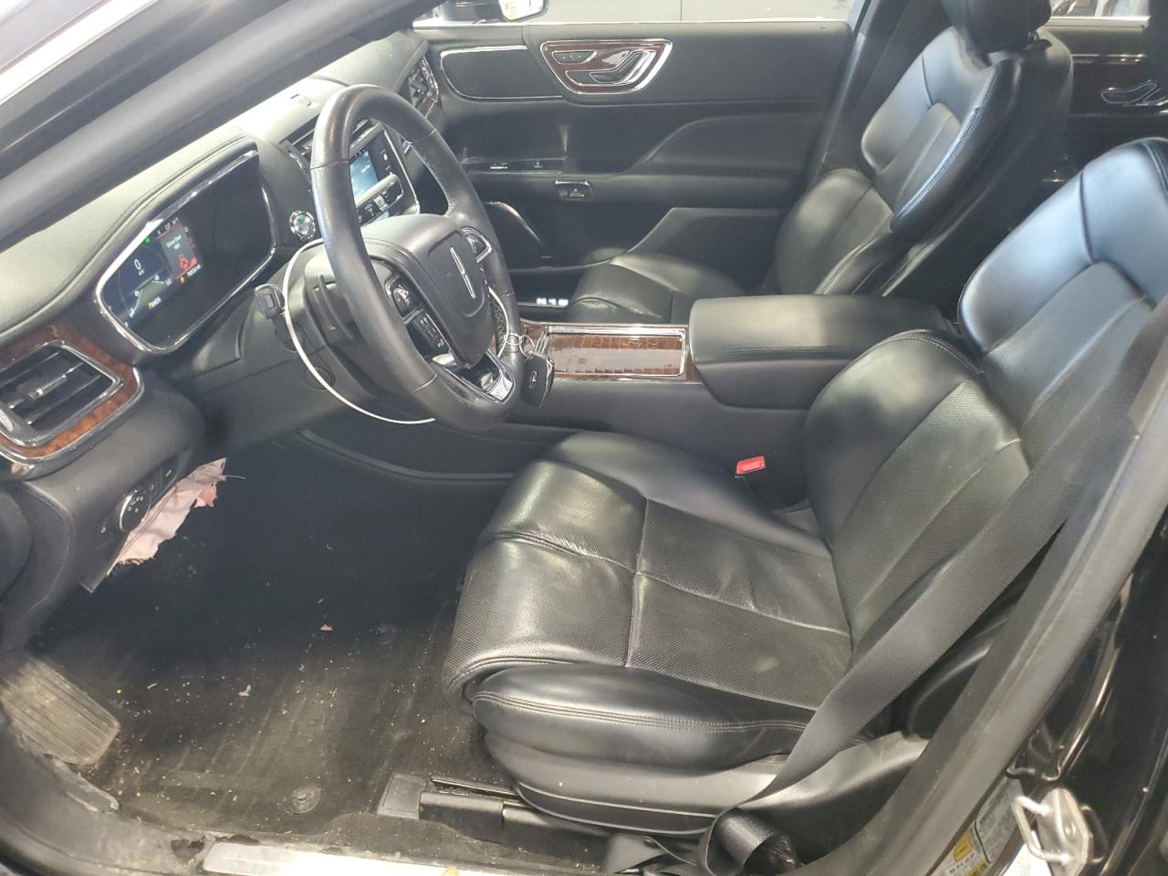 2019 Lincoln Continental - Image 7