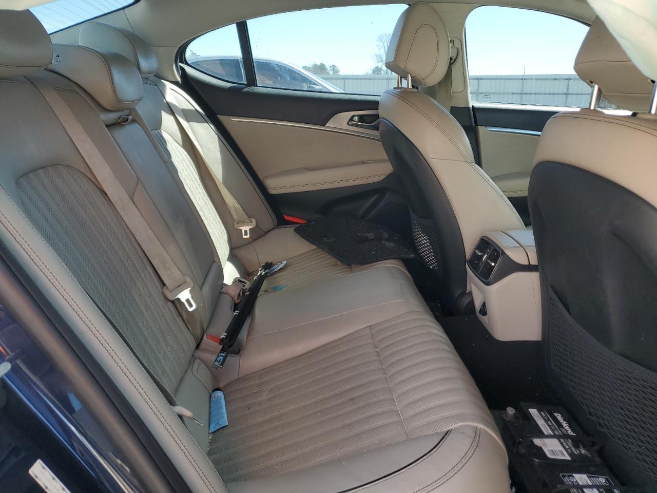 2019 Genesis G70 - Image 10