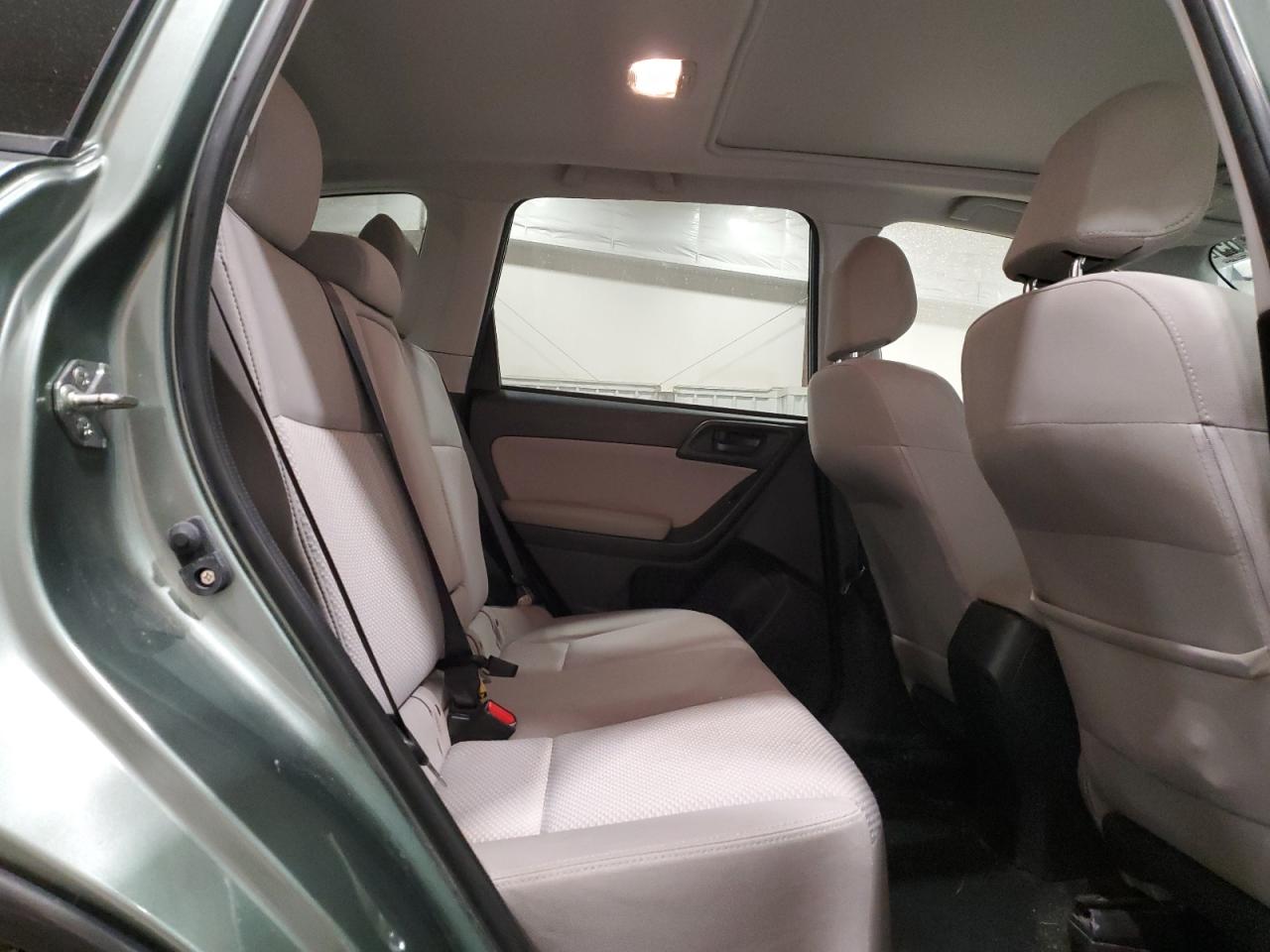 2016 Subaru Forester - Image 11