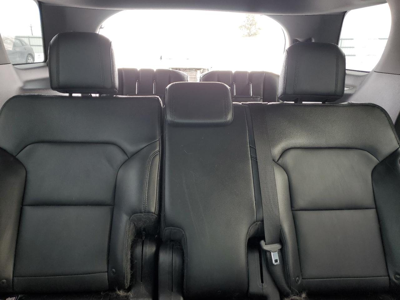 2016 Ford Explorer - Image 10