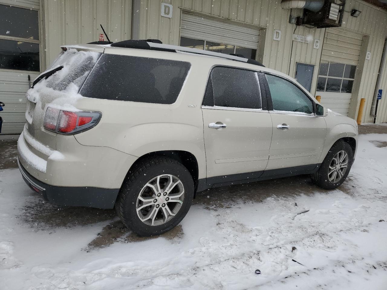 2014 GMC Acadia - Image 3