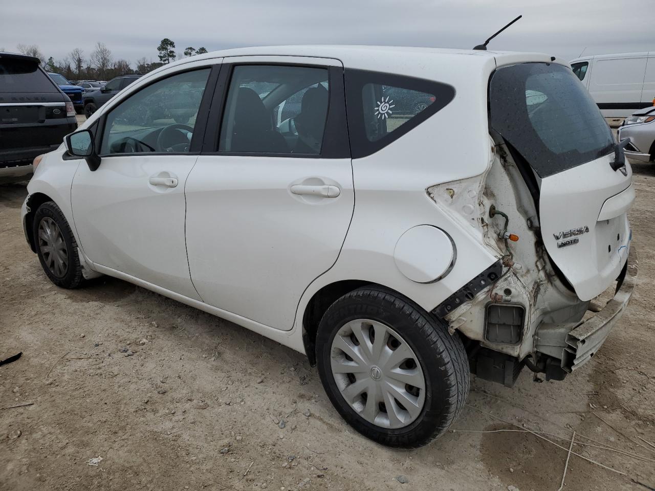 2015 Nissan Versa - Image 2