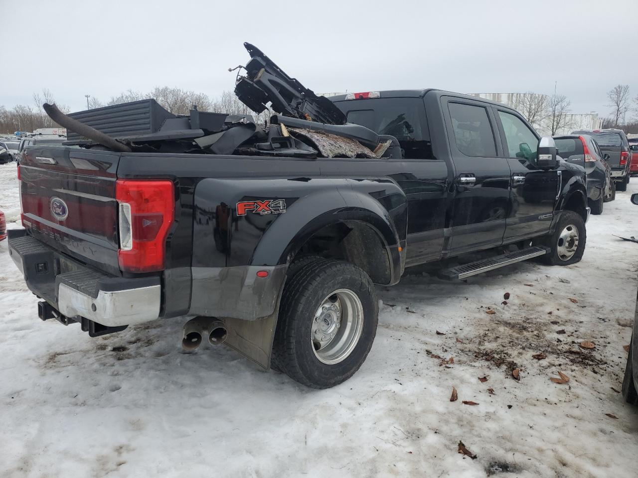 2018 Ford F350 - Image 3