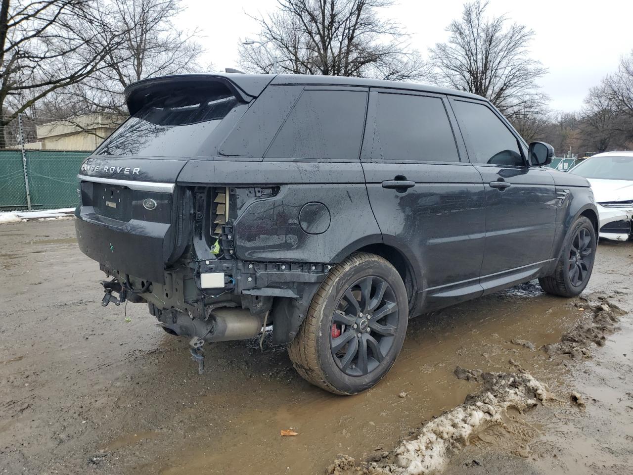 2019 Land Rover Range Rover - Image 3