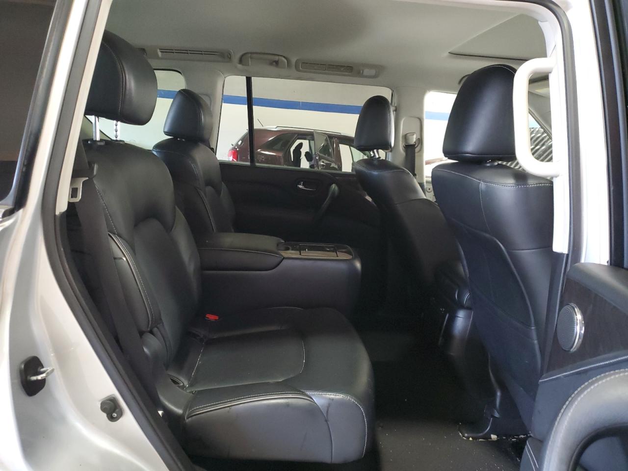 2021 Infiniti QX80 - Image 11