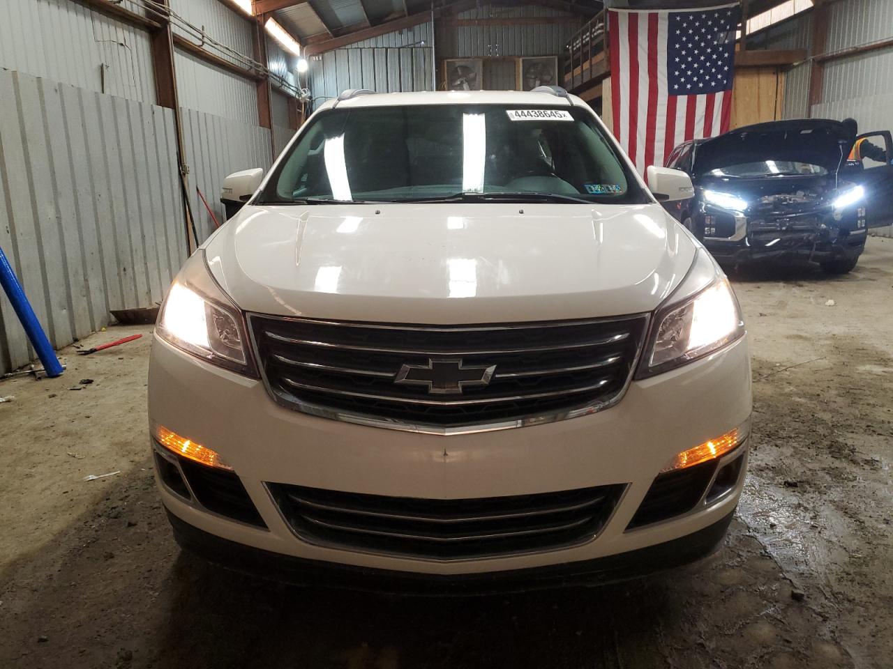 2014 Chevrolet Traverse - Image 5