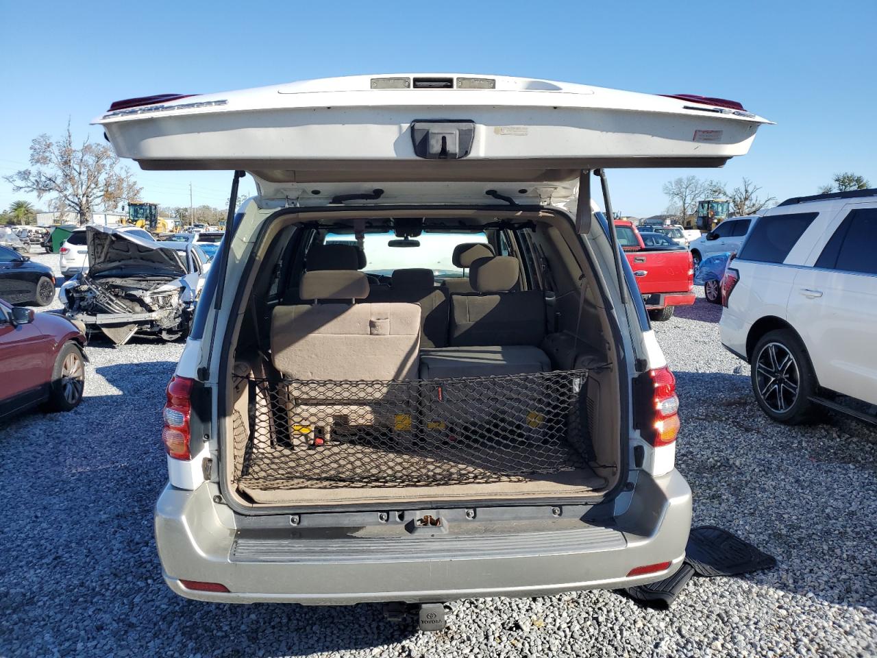 2002 Toyota Sequoia - Image 6
