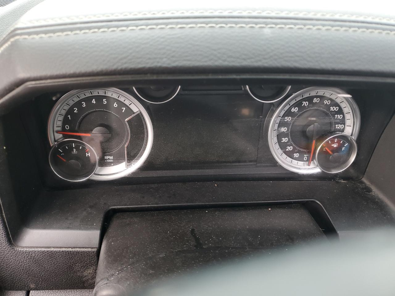 2014 RAM 1500 - Image 9