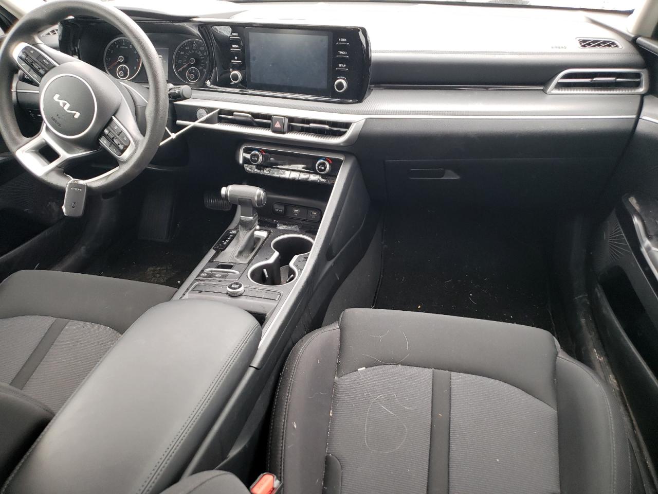 2023 Kia K5 - Image 8