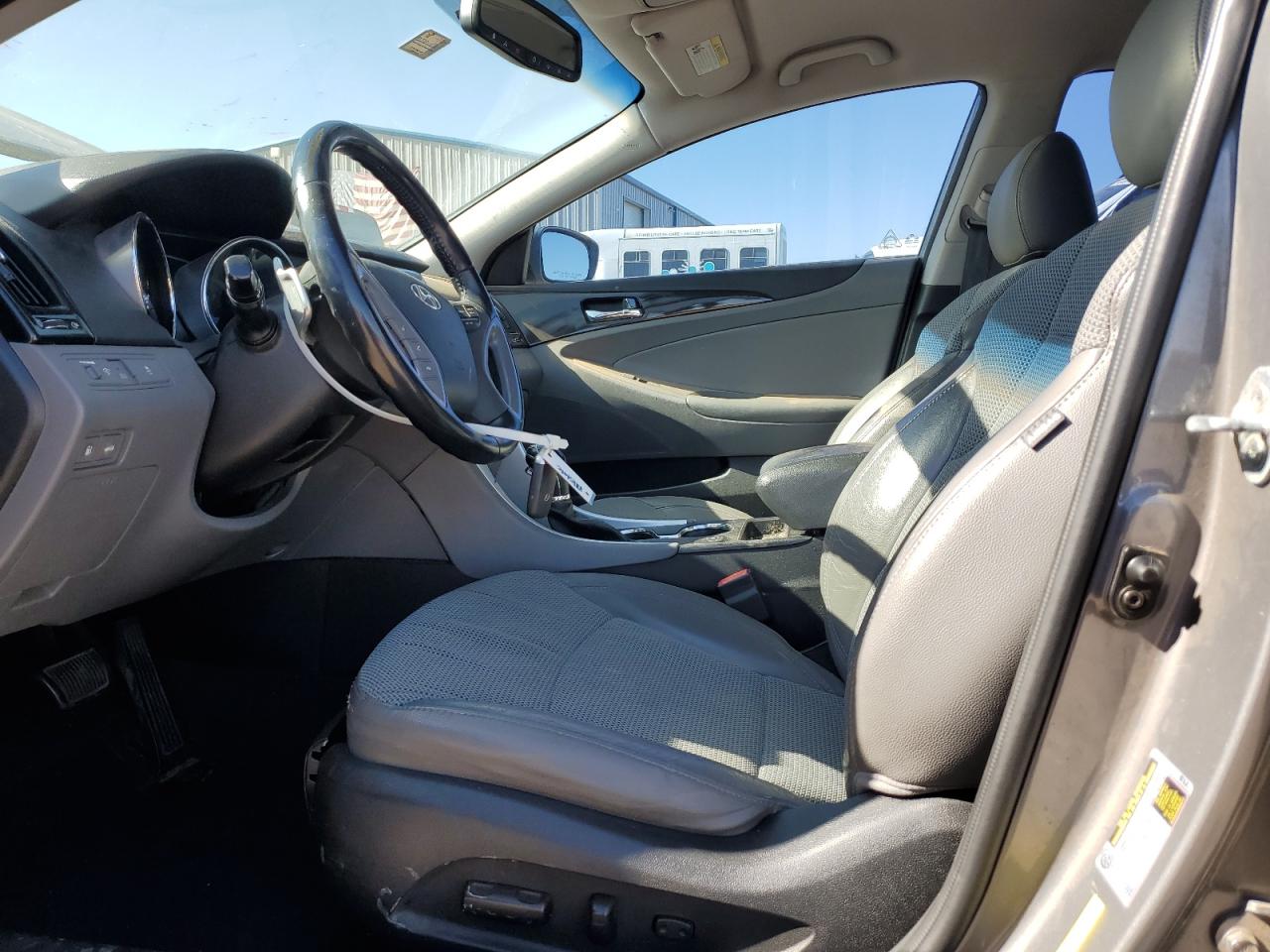 2014 Hyundai Sonata - Image 7
